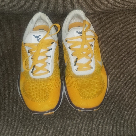 Nike Free Trainer V7 Wvu Tennis Shoes 